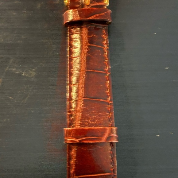Vintage Fossil Gold and Burgundy Leather Timepiece